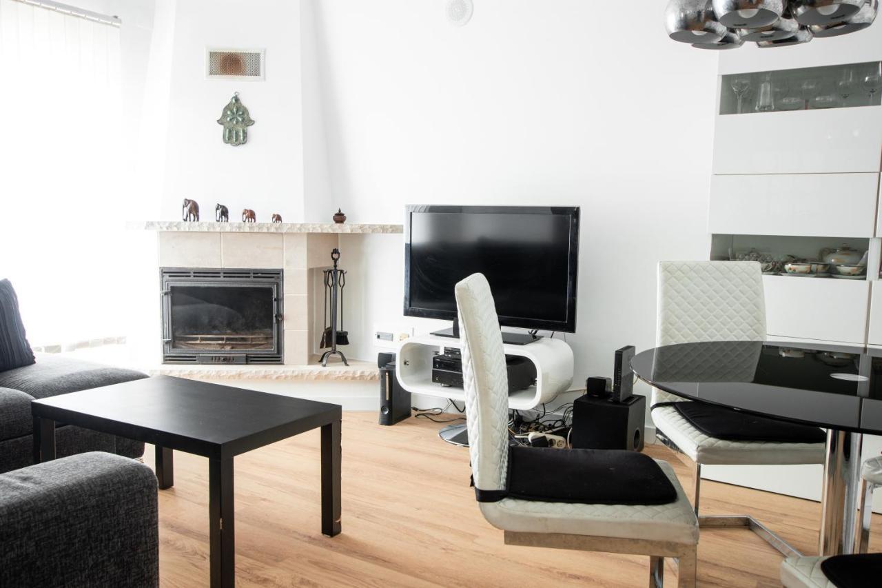 Villa 6Pax Baby Friendly Near Dino Park&Beaches São Bartolomeu エクステリア 写真